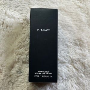 MAC Cosmetics Brush Cleanser Box